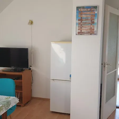 Sophie With Balcony Apartment Balatonbereny