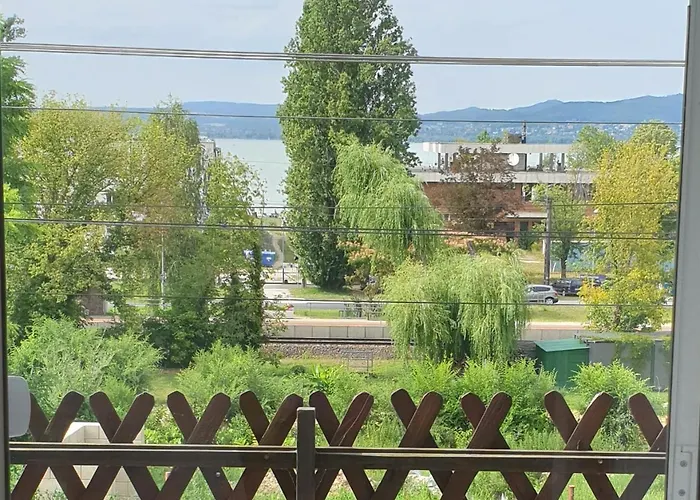Sophie With Balcony Appartement Balatonberény